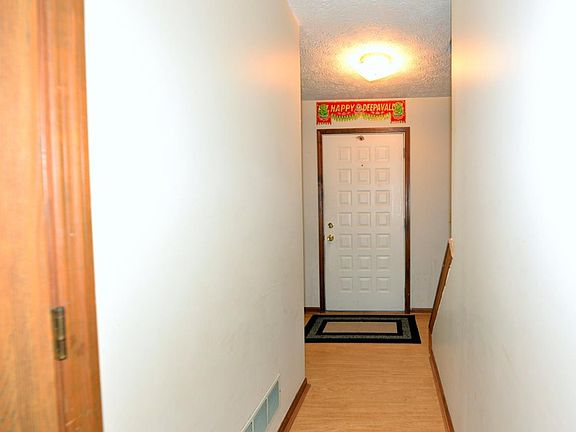 5th image of 163 Martha Ln