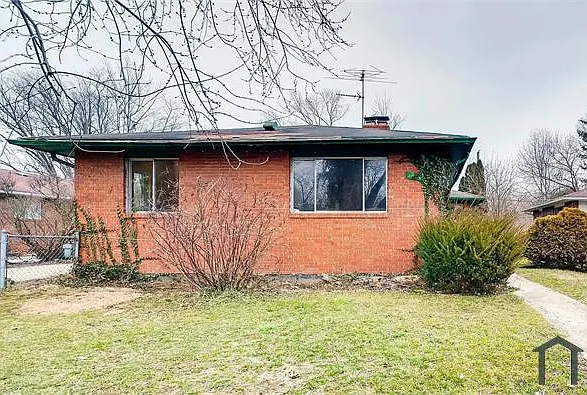 1668 Carstare Dr — Photo 1