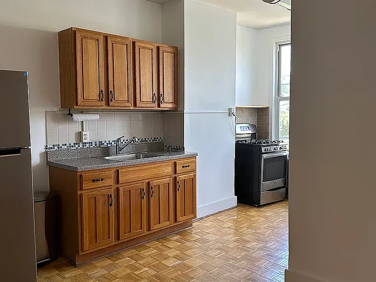 60-17 54th St #2L — Photo 12