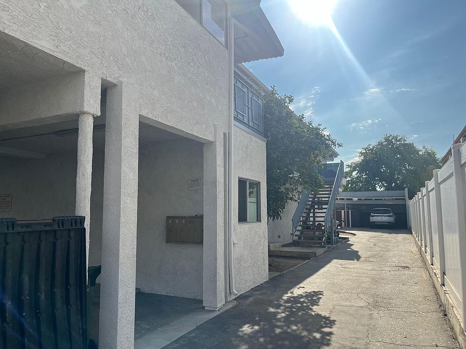 1st image of 5653 Laurel Canyon Blvd #6