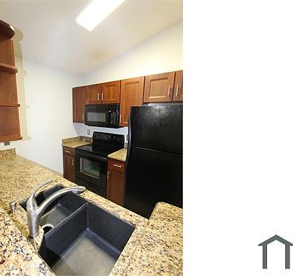 3rd image of 2881 N Oakland Forest Dr APT 306