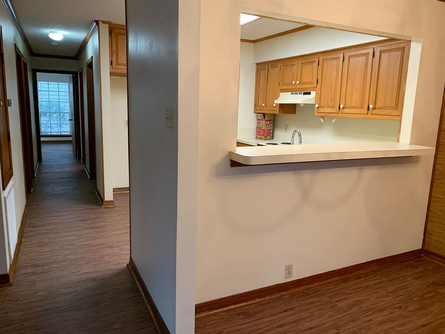 Beautiful and Clean three bedroom flat downstairs apartment with a big private patio. — Photo 3
