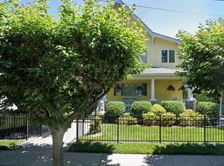 114 4th Ave #3, Pelham, NY 10803