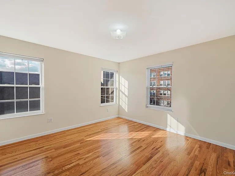 123 Clinton Ave #B — Photo 20