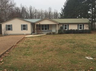 395 Adams St, Sparta, TN 38583