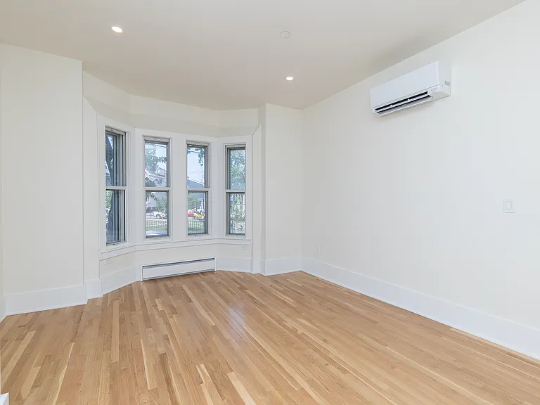 219 Trenton St #1A — Photo 10
