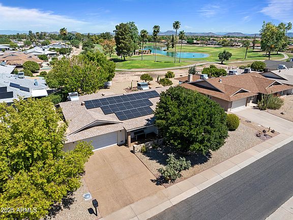 2nd image of 9422 W COUNTRY CLUB Drive