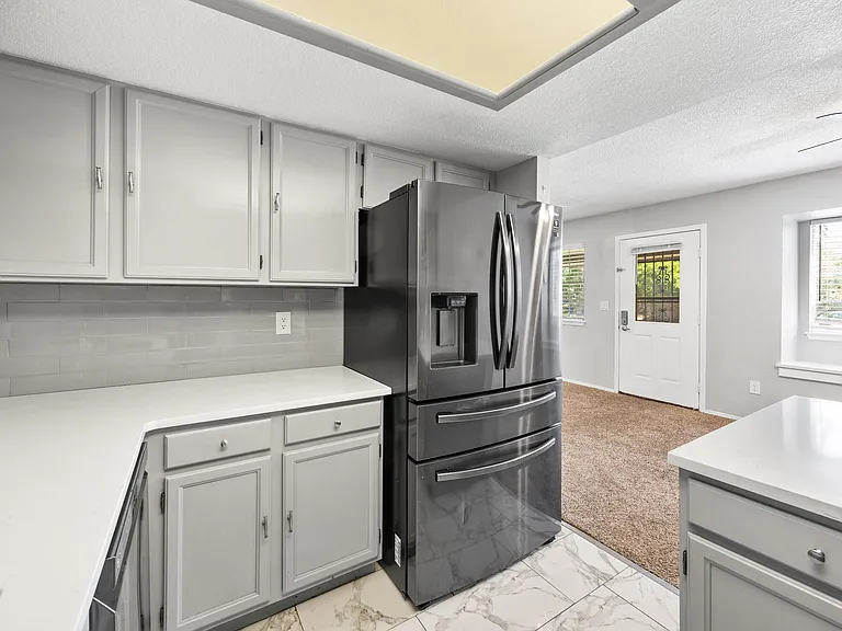 1708 W 101st Ave — Photo 3