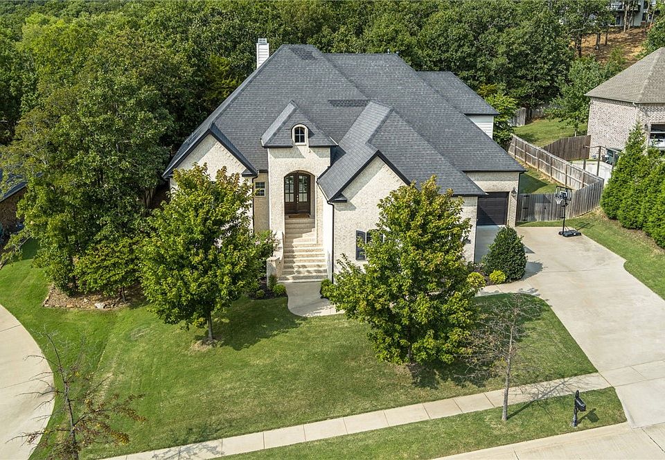 1st image of 3094 E Crestline Pl