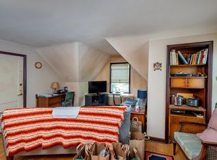 723 Mount Curve Blvd, Saint Paul, MN 55116