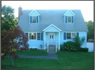 11 Luelann Dr, Marlboro, NY 12542