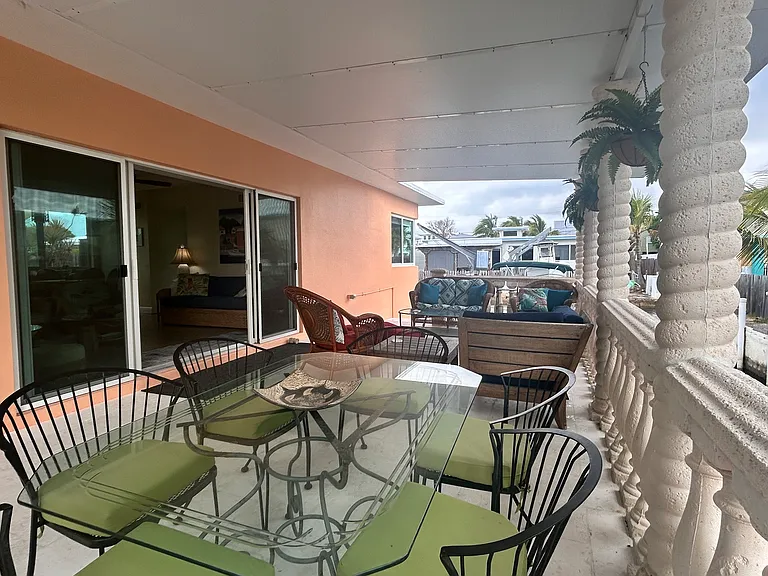64 Seagate Blvd — Photo 5