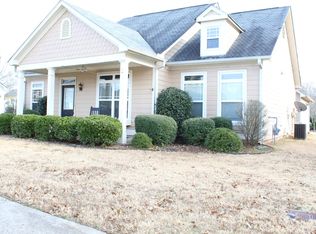 10 Stone Moss Dr, Newnan, GA
