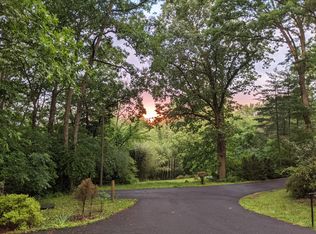 (Undisclosed Address), Bluemont, VA 20135