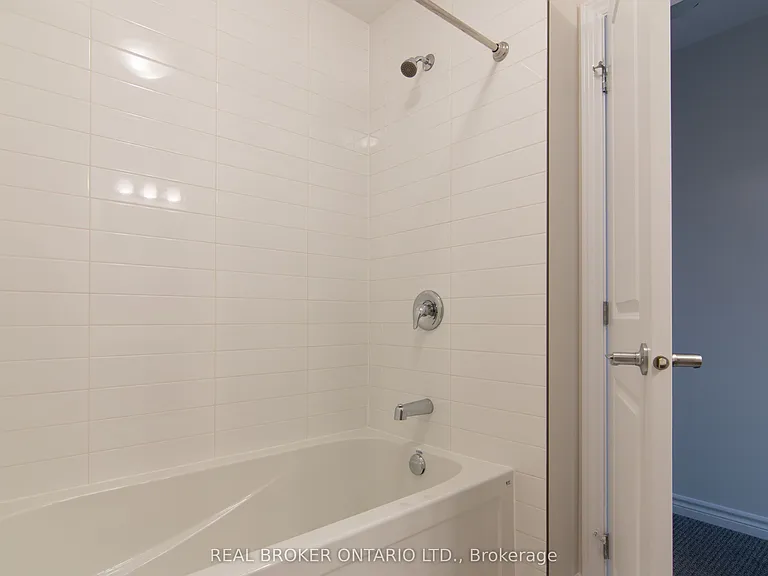 1022 Kijik Cres — Photo 30