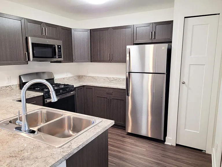 Trade Winds Apartment Homes — Photo 15