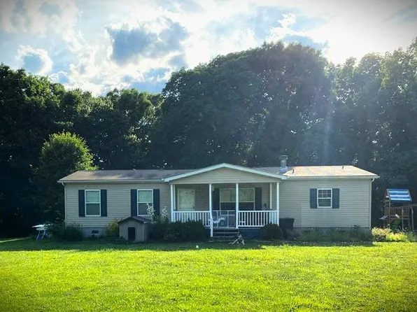 2338 Greasy Ridge Rd, Princeton, WV 24739