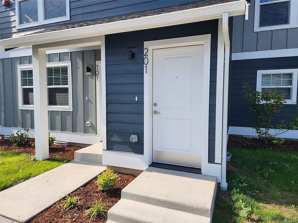 1st image of 1039 Cedar Ave #201