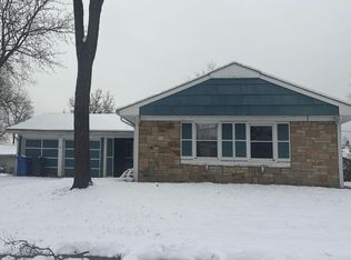 15 Garrett Ln, Willingboro, NJ 08046