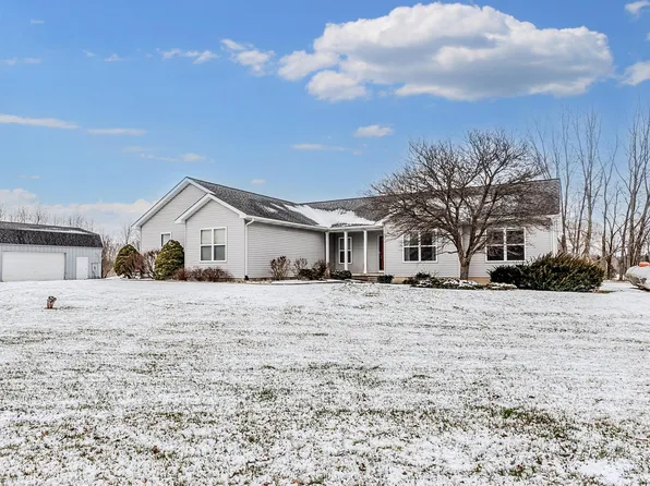 4625 Curdy Rd, Howell, MI 48855