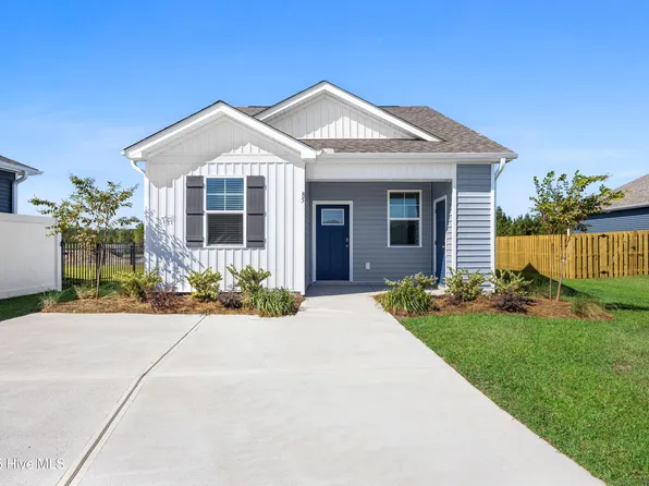 85 Bonaparte St, Wilmington, NC 28411