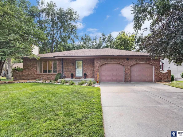 5325 S 62nd St, Lincoln, NE 68516