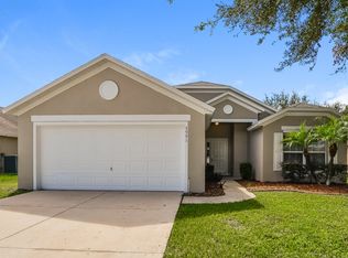 3991 Hillingdon Rd, Tavares, FL 32778