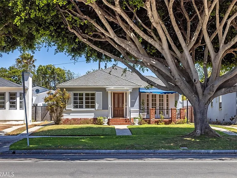 1332 Pearl St — Photo 33