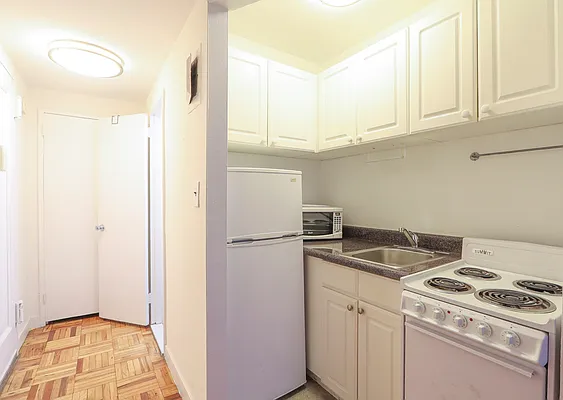 Rented by Compass | media 8