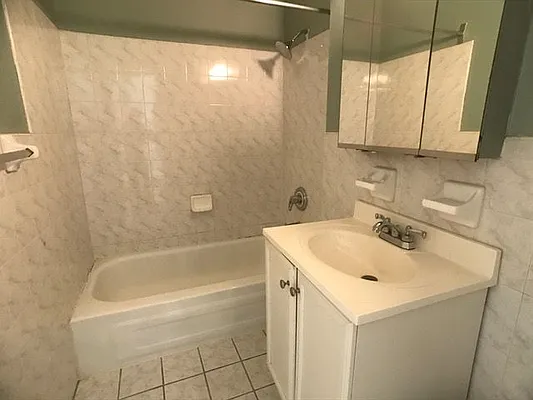 Rented by Waverly Realty Associates | media 23