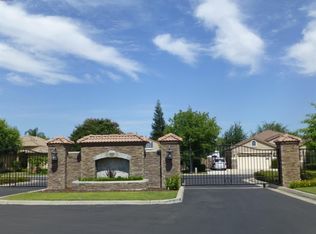 2675 E Spice Way, Fresno, CA 93720