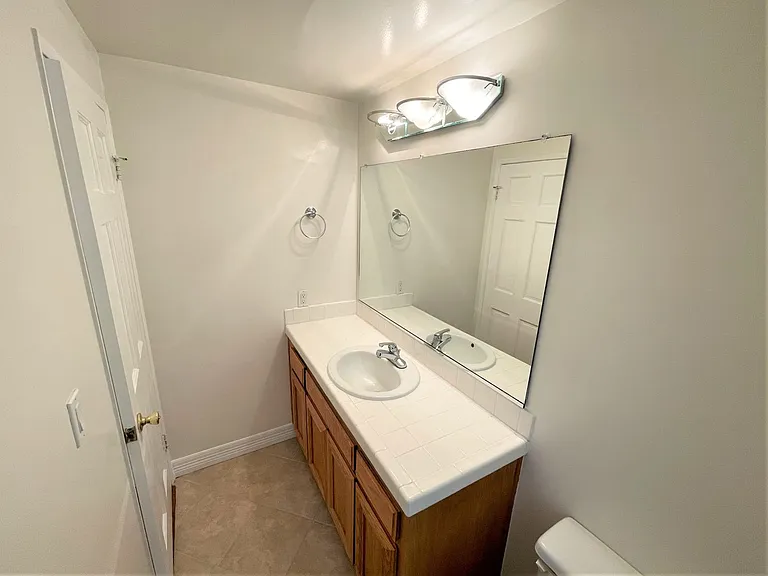 8219 Redlands St — Photo 16
