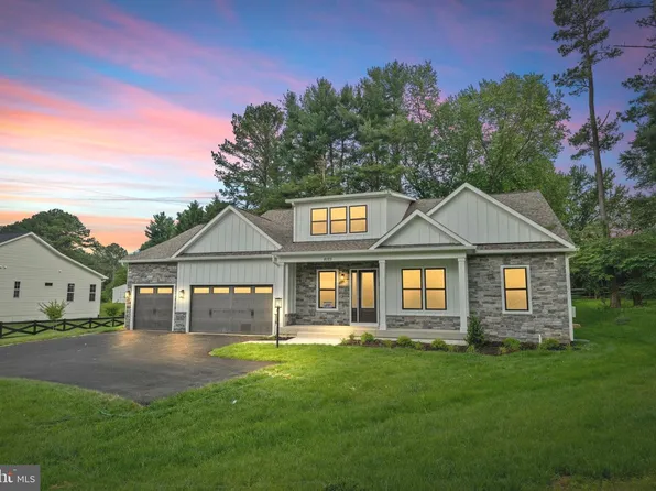 9671 Marlette Dr, Nokesville, VA 20181