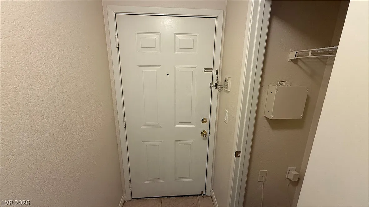 2 bed, 2.0 bath, 1053 sqft, $1,450 — Photo 3