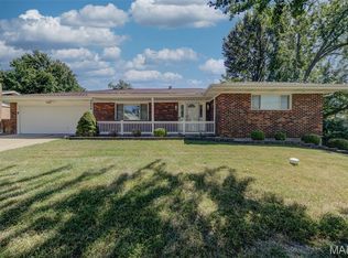 4808 Towne South Rd, Saint Louis, MO 63128