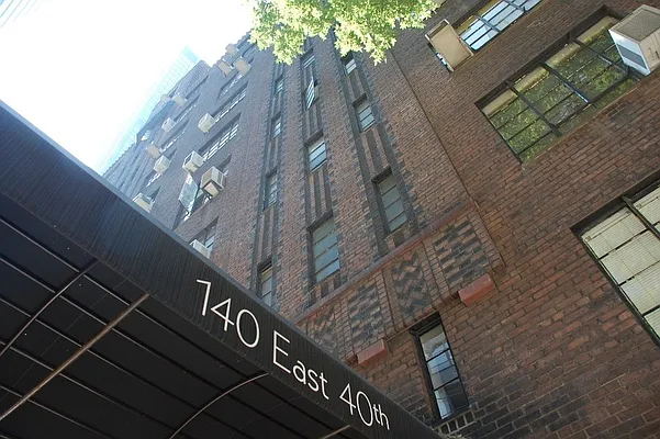 Rented by Ian K. Katz Residential | media 26