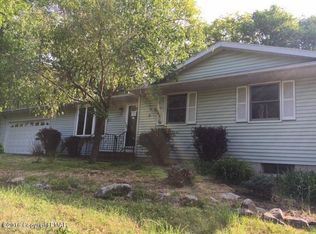 3518 Wood Rd, Tannersville, PA 18372