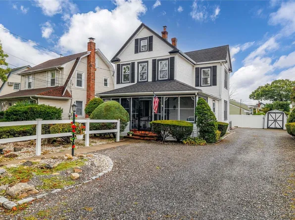 2843 Weeks Avenue, Oceanside, NY 11572