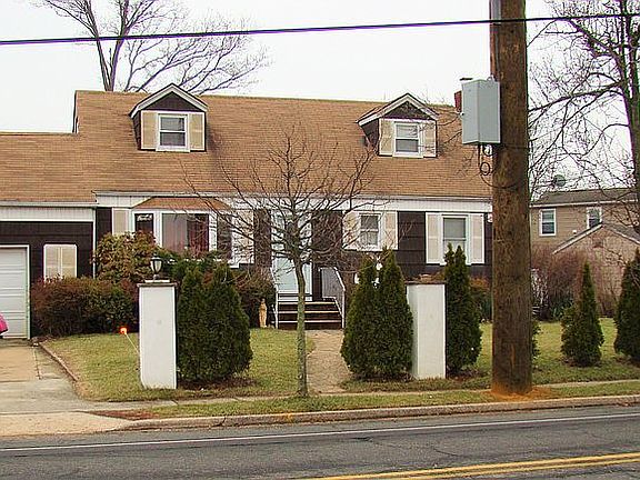 2nd image of 1040 Rockaway Ave
