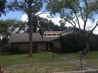 102 Lancaster St, Victoria, TX 77904