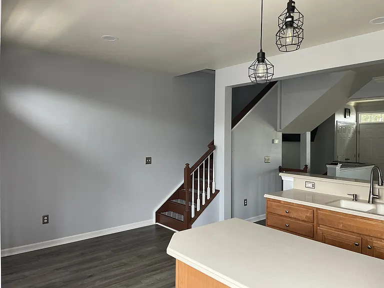 2068 Lockwood Dr #1 — Photo 6