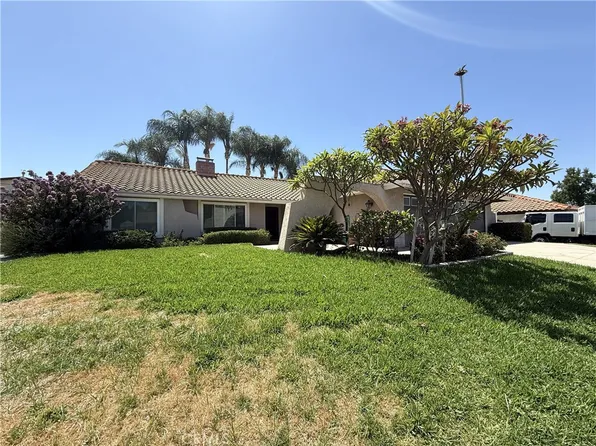 2720 Lexington Pl, Riverside, CA 92506