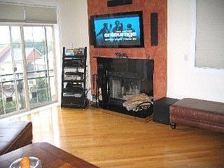 4th image of 2625 W Belmont Ave Unit 4