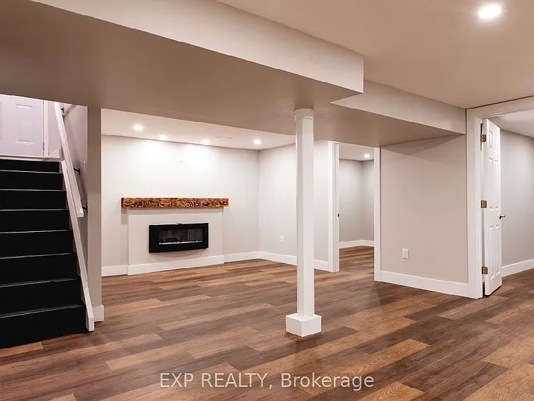 393 E 16th St #BASEMENT — Photo 10