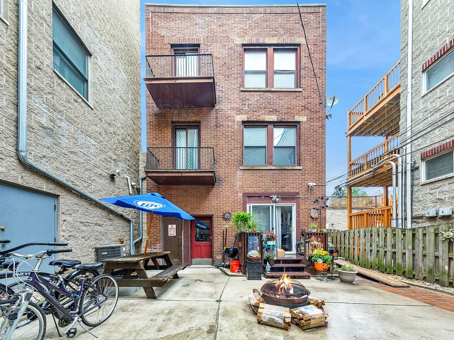 1128 W Diversey Pkwy — Photo 4