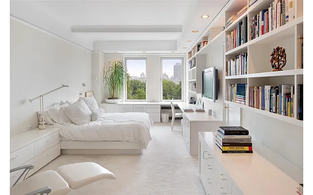 Sold by Douglas Elliman | media 7