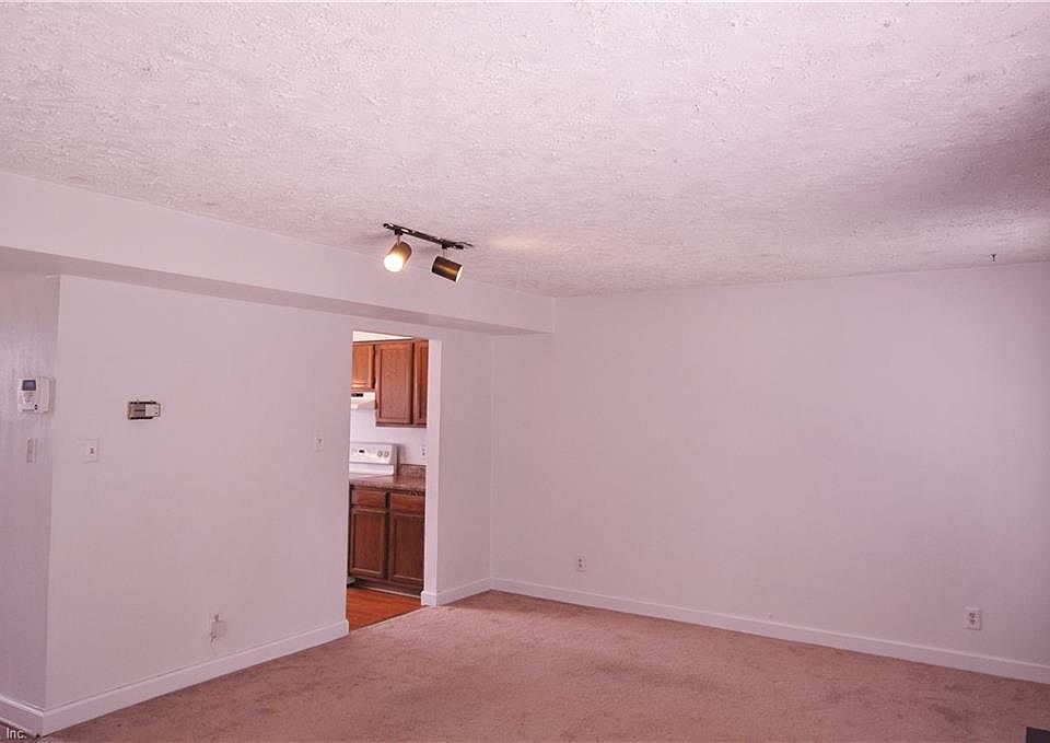 2nd image of 3408 Bruin Dr