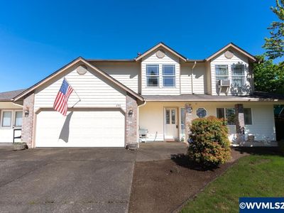 290 SE Ironwood Ave, Dallas, OR, 97338