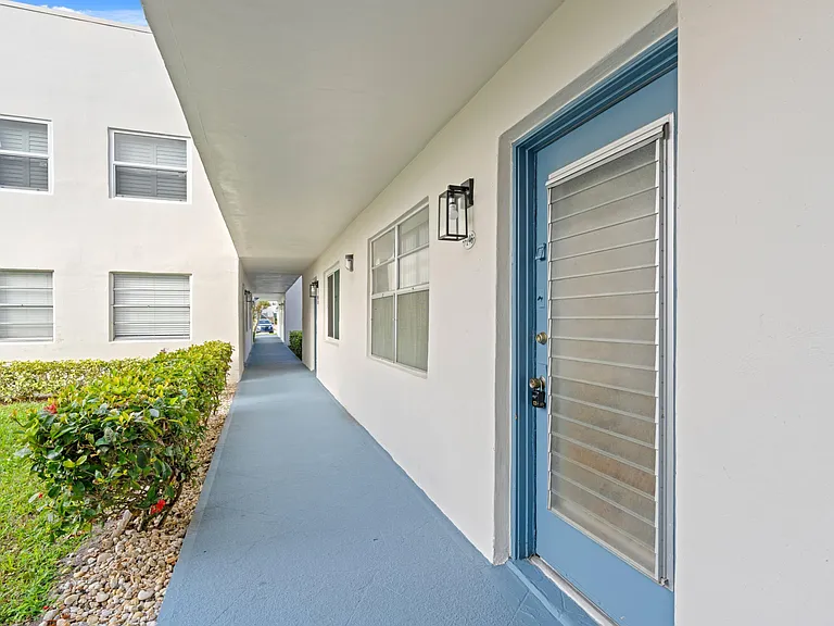 246 Normandy Ln #F — Photo 25