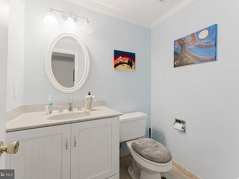 8001 Bethelen Woods Ln — Photo 16